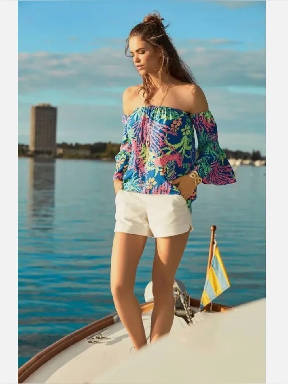 NWT Lilly Pulitzer Sanilla Silk Top in size Large "All a Glow" print
